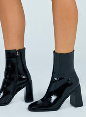 The Kia Boots Black